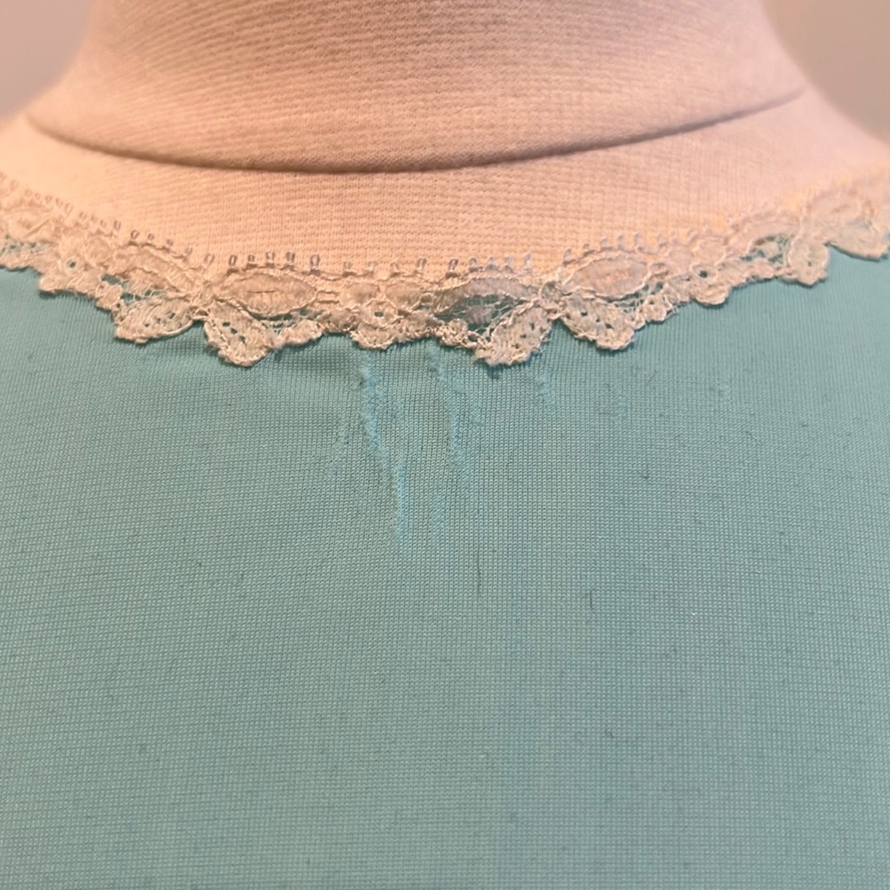 Vintage GOSSARD ARTEMIS Light Blue Lace Trim Nightgown - Picture 4 of 11
